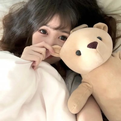 黑夜中的玻璃人偶